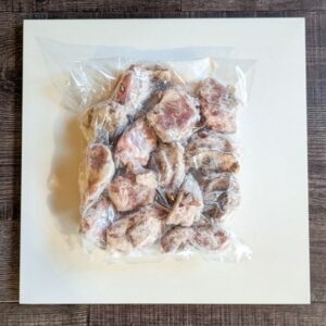 合鴨骨付きモモぶつ切り（表面炙り済み）５００ｇ　冷凍